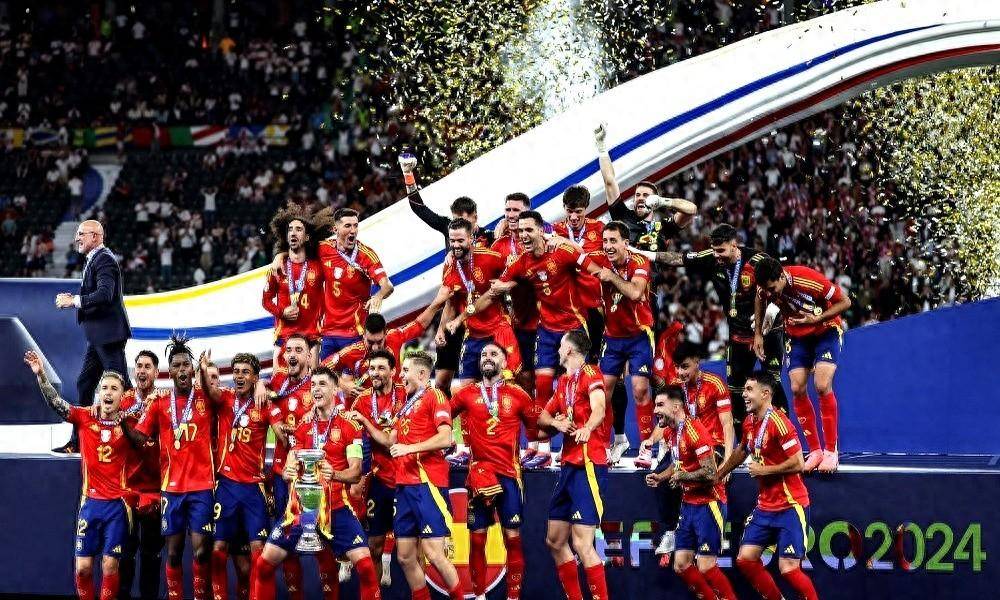 包含西班牙绝杀瑞士晋级欧洲杯决赛，强势出线的词条