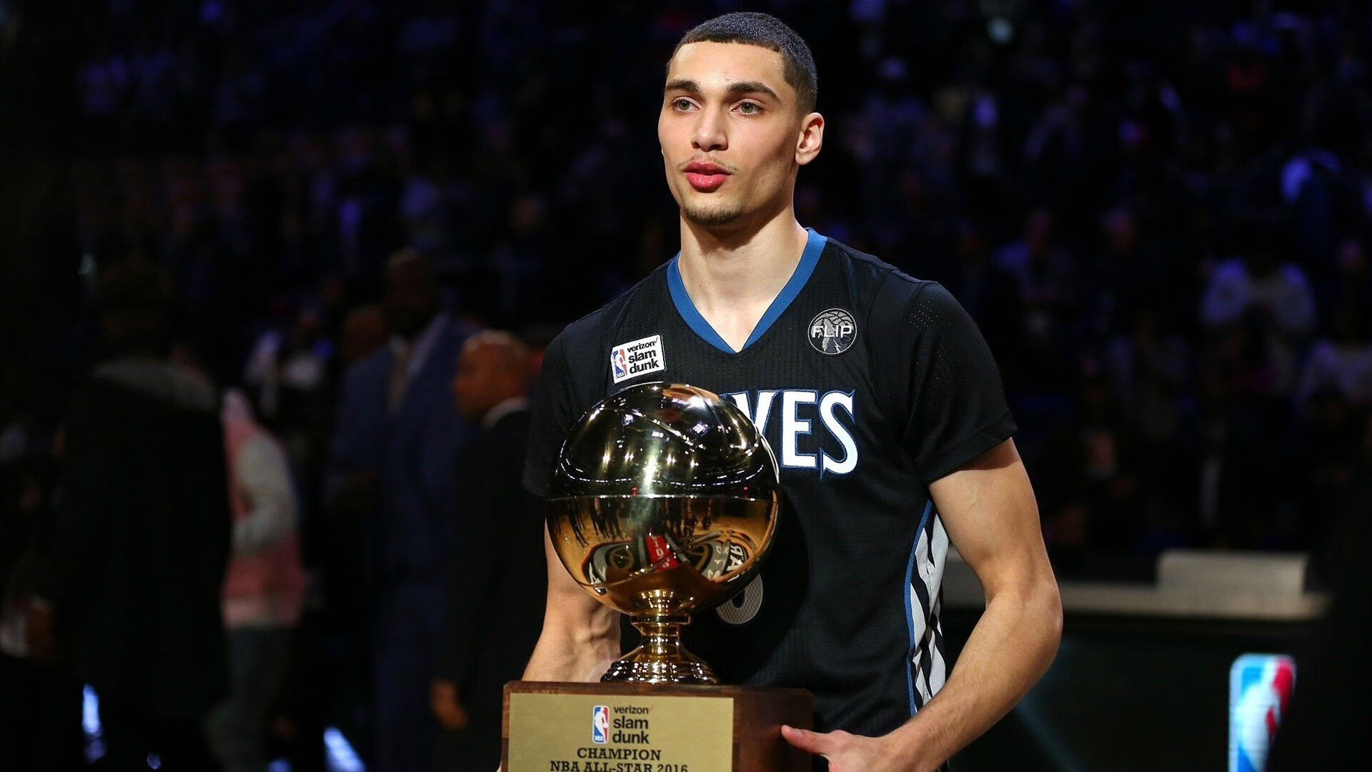 维也纳的火焰，坎特点燃赛场之夜，奥地利绝杀拜仁的永恒瞬间